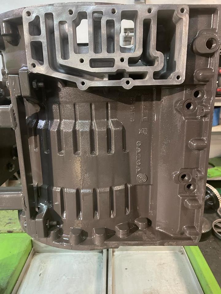 Volvo PT1860 22517 - Caja de cambios y piezas para Dúmper: foto 1 Volvo PT1860 22517 - Caja de cambios y piezas para Dúmper: foto 1
