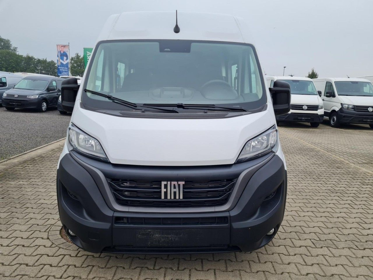 Fiat Ducato 35 Kasten Doka 7-Sitze Maxi L2H2 ALU TEMP - Furgón, Furgoneta combi: foto 2 Fiat Ducato 35 Kasten Doka 7-Sitze Maxi L2H2 ALU TEMP - Furgón, Furgoneta combi: foto 2