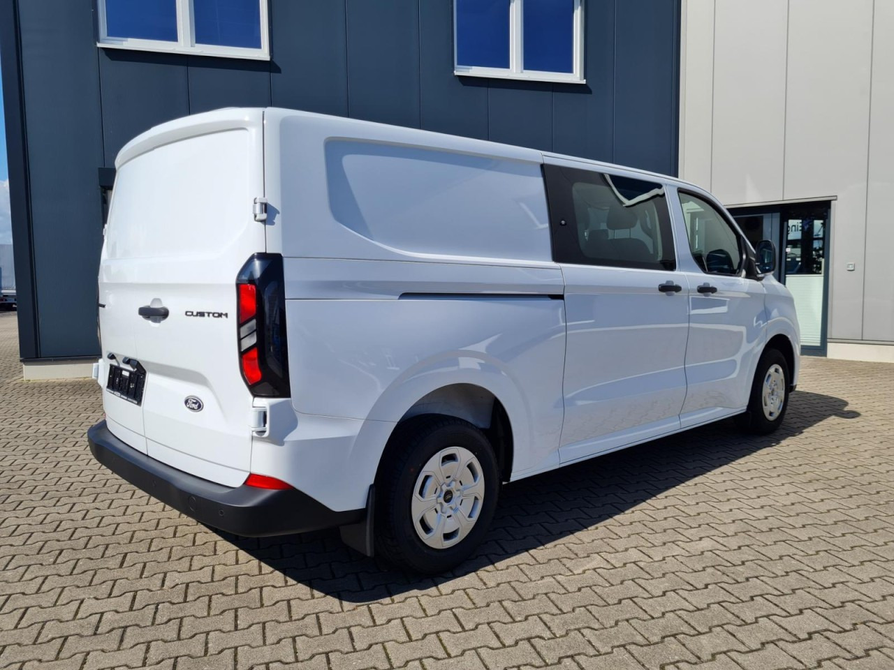 Ford Custom Kasten L2 Doka Trend KLIMA KAMERA PDC TEMPOMAT - Furgoneta pequeña, Furgoneta combi: foto 4 Ford Custom Kasten L2 Doka Trend KLIMA KAMERA PDC TEMPOMAT - Furgoneta pequeña, Furgoneta combi: foto 4