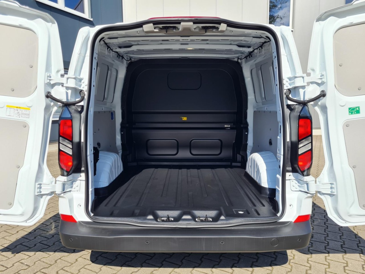 Ford Transit Custom Kasten Doka L2 Trend KLIMA - Furgoneta pequeña, Furgoneta combi: foto 5 Ford Transit Custom Kasten Doka L2 Trend KLIMA - Furgoneta pequeña, Furgoneta combi: foto 5