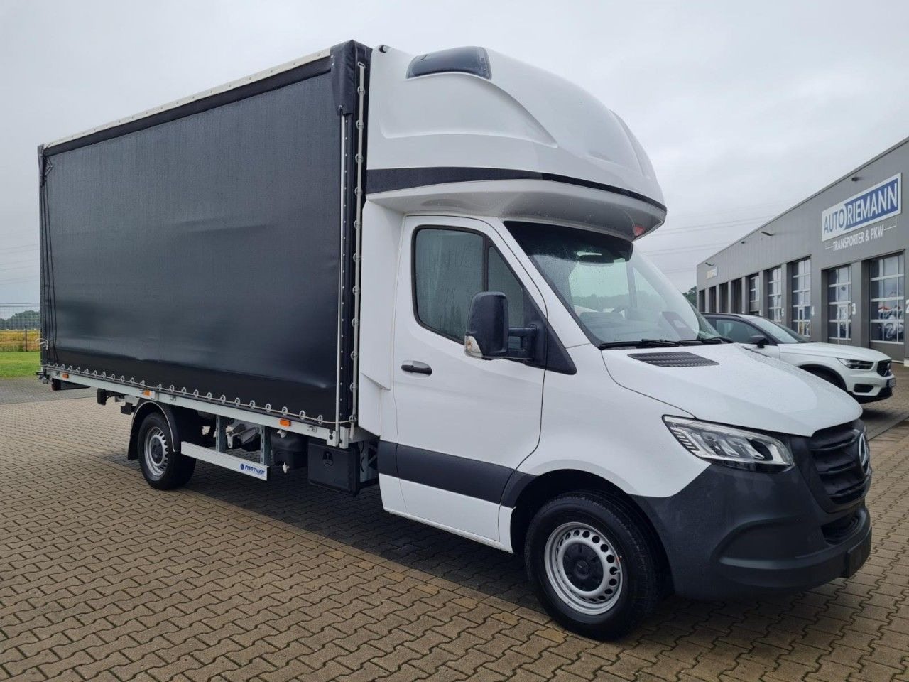 Mercedes-Benz Sprinter 317 AG Pritsche Schiebe Plane Schlafkab - Furgoneta con lona: foto 3 Mercedes-Benz Sprinter 317 AG Pritsche Schiebe Plane Schlafkab - Furgoneta con lona: foto 3