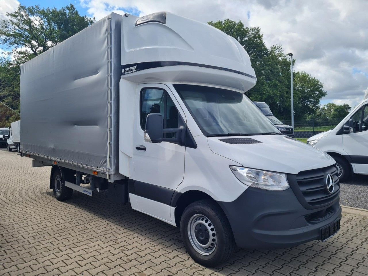 Mercedes-Benz Sprinter 317 CDI Pritsche Plane Schlafkab. RWD - Furgoneta con lona: foto 3 Mercedes-Benz Sprinter 317 CDI Pritsche Plane Schlafkab. RWD - Furgoneta con lona: foto 3