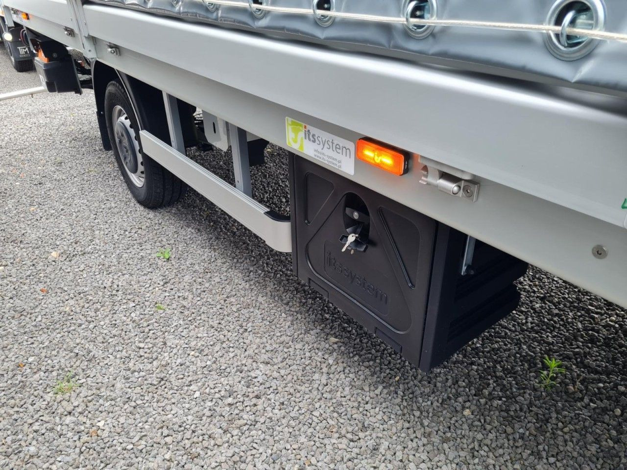 Renault Master 3,5t Pritsche Schiebe Plane dCi LBW Luftf - Furgoneta con lona: foto 5 Renault Master 3,5t Pritsche Schiebe Plane dCi LBW Luftf - Furgoneta con lona: foto 5