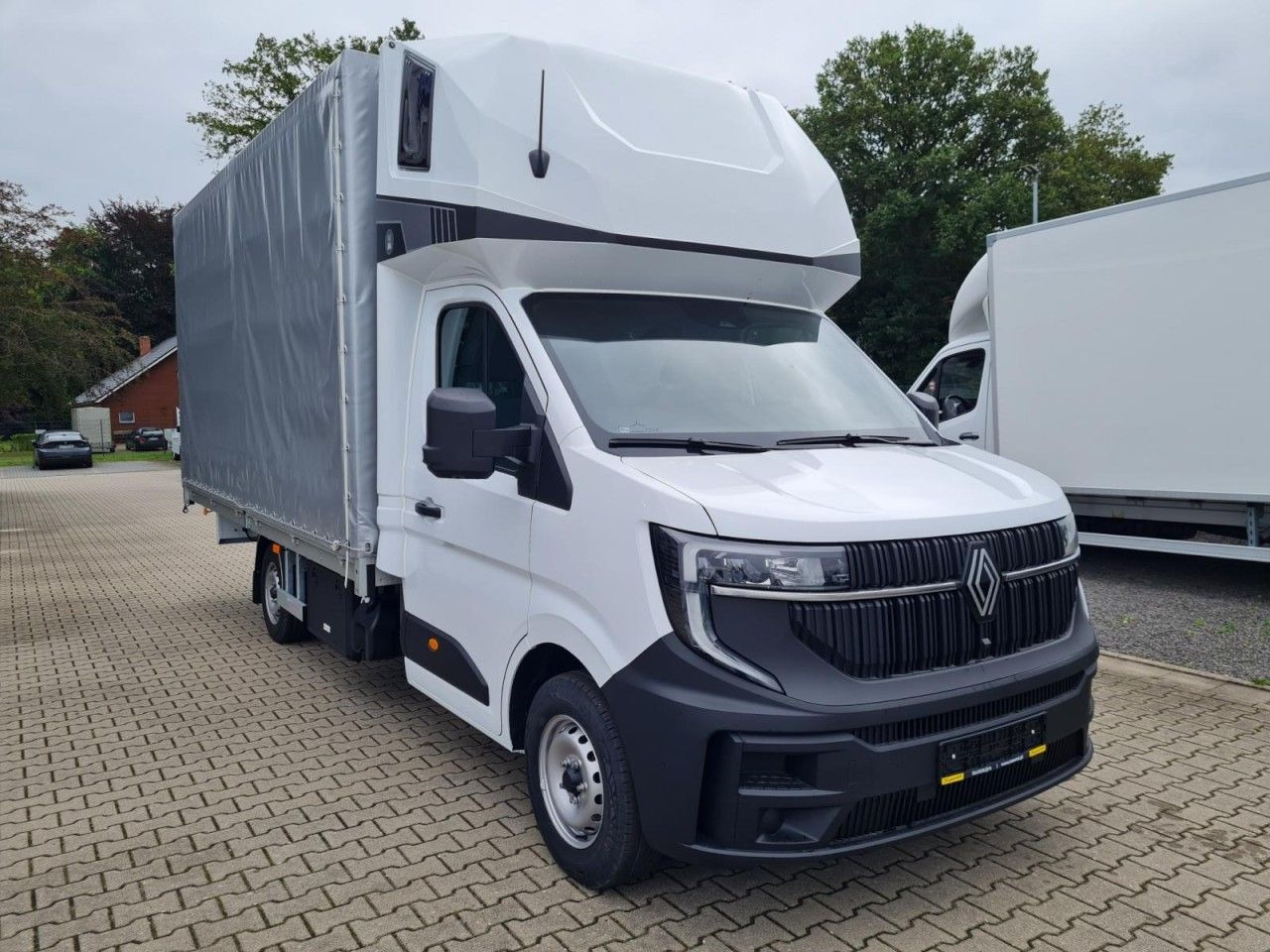 Renault Master 35 Pritsche Schiebe Plane Schlafkab Luftf - Furgoneta con lona: foto 2 Renault Master 35 Pritsche Schiebe Plane Schlafkab Luftf - Furgoneta con lona: foto 2