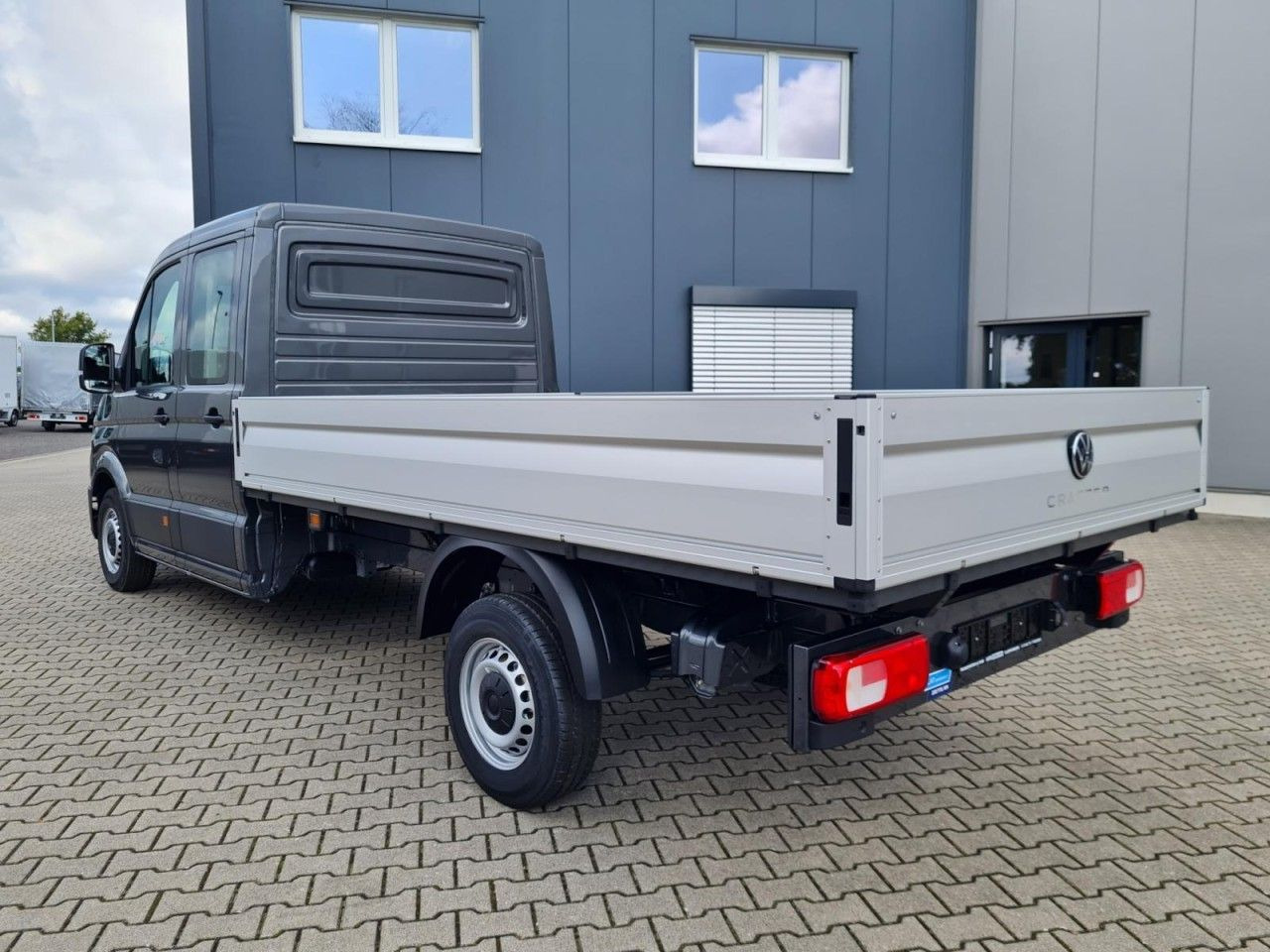 Volkswagen Crafter 35 Doka 7-Sitze MAXI L4 KLIMA TEMPOMAT - Furgoneta caja abierta, Furgoneta combi: foto 4 Volkswagen Crafter 35 Doka 7-Sitze MAXI L4 KLIMA TEMPOMAT - Furgoneta caja abierta, Furgoneta combi: foto 4