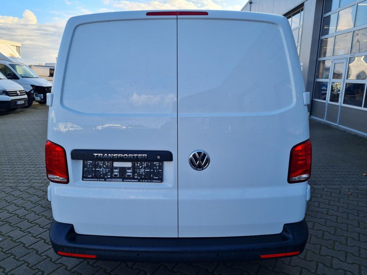 Volkswagen T6.1 Kasten lang DSG KLIMA KOMFORT ACC TEMPO PDC - Furgoneta pequeña: foto 5 Volkswagen T6.1 Kasten lang DSG KLIMA KOMFORT ACC TEMPO PDC - Furgoneta pequeña: foto 5