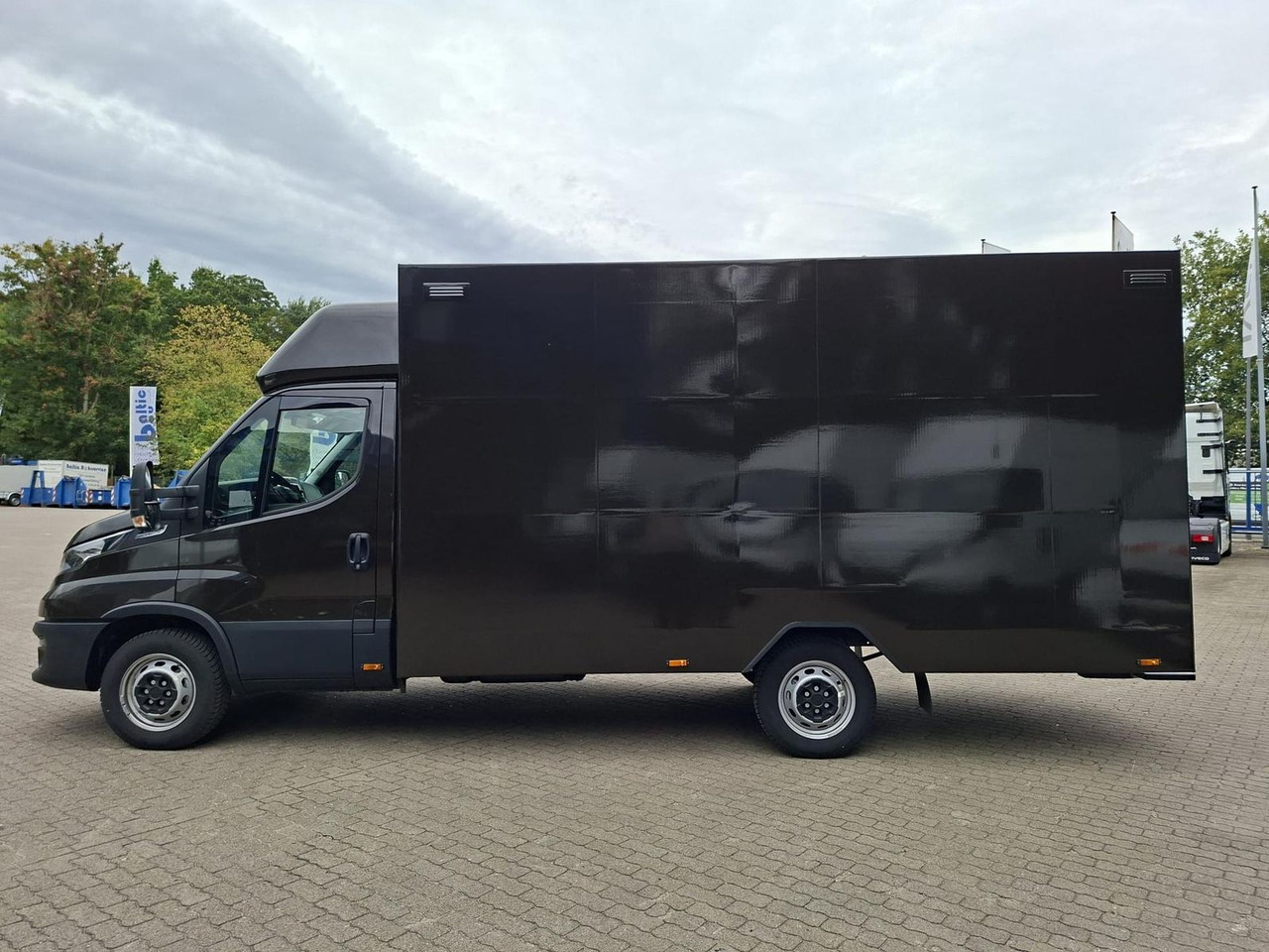 Iveco Daily 35S16A8 Integralkoffer, Kamera, Automat... - Furgoneta caja cerrada: foto 2 Iveco Daily 35S16A8 Integralkoffer, Kamera, Automat... - Furgoneta caja cerrada: foto 2