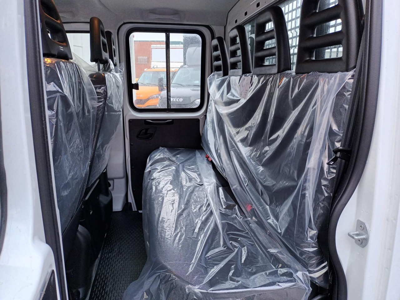 Furgoneta caja abierta Iveco Daily 35S16H3.0A8YD *2,8m Pritsche* *KLIMA*AH...: foto 11 Furgoneta caja abierta Iveco Daily 35S16H3.0A8YD *2,8m Pritsche* *KLIMA*AH...: foto 11