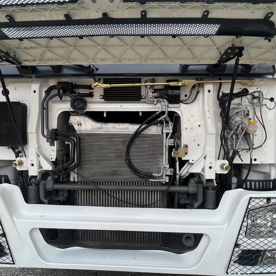 Sinotruk HOWO 371 Tractor - Cabeza tractora: foto 3 Sinotruk HOWO 371 Tractor - Cabeza tractora: foto 3