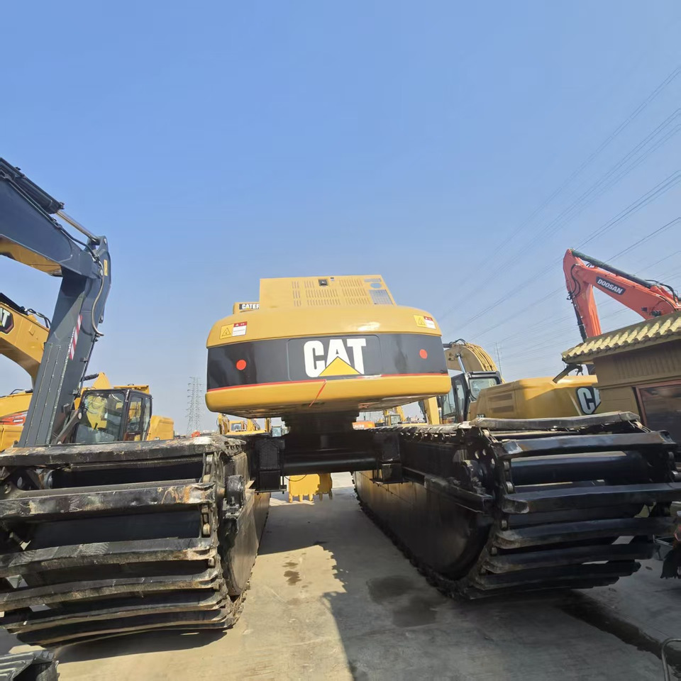 Caterpillar 320C - Excavadora anfibia: foto 4 Caterpillar 320C - Excavadora anfibia: foto 4