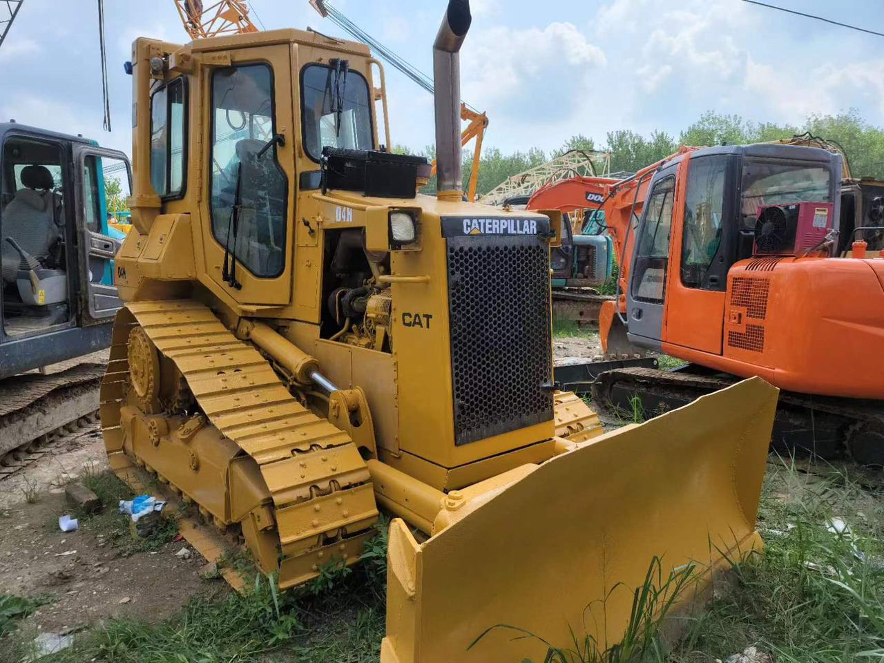 Caterpillar D4H - Bulldozer: foto 4 Caterpillar D4H - Bulldozer: foto 4