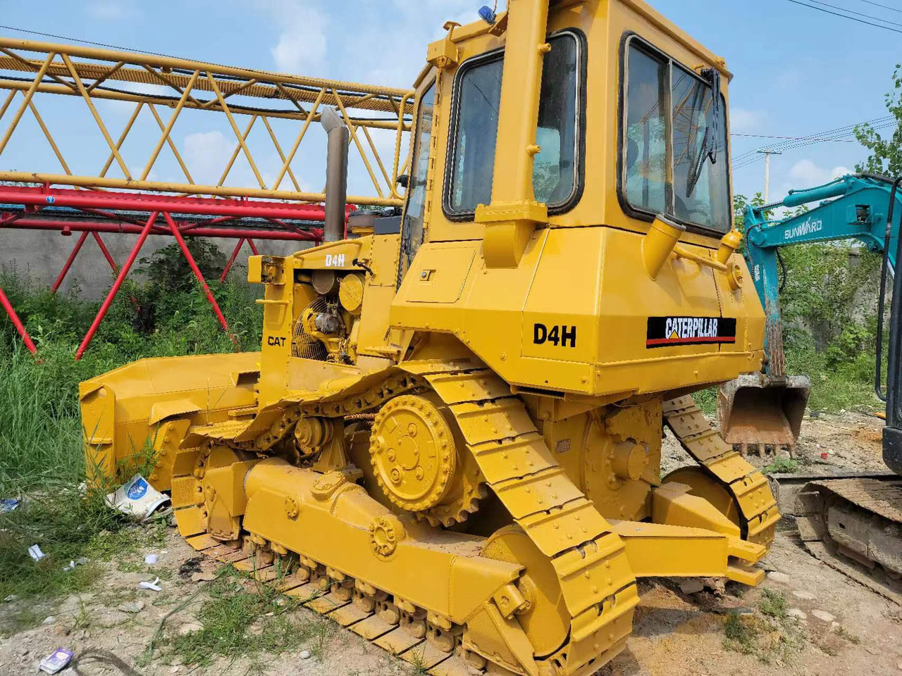 Caterpillar D4H - Bulldozer: foto 1 Caterpillar D4H - Bulldozer: foto 1