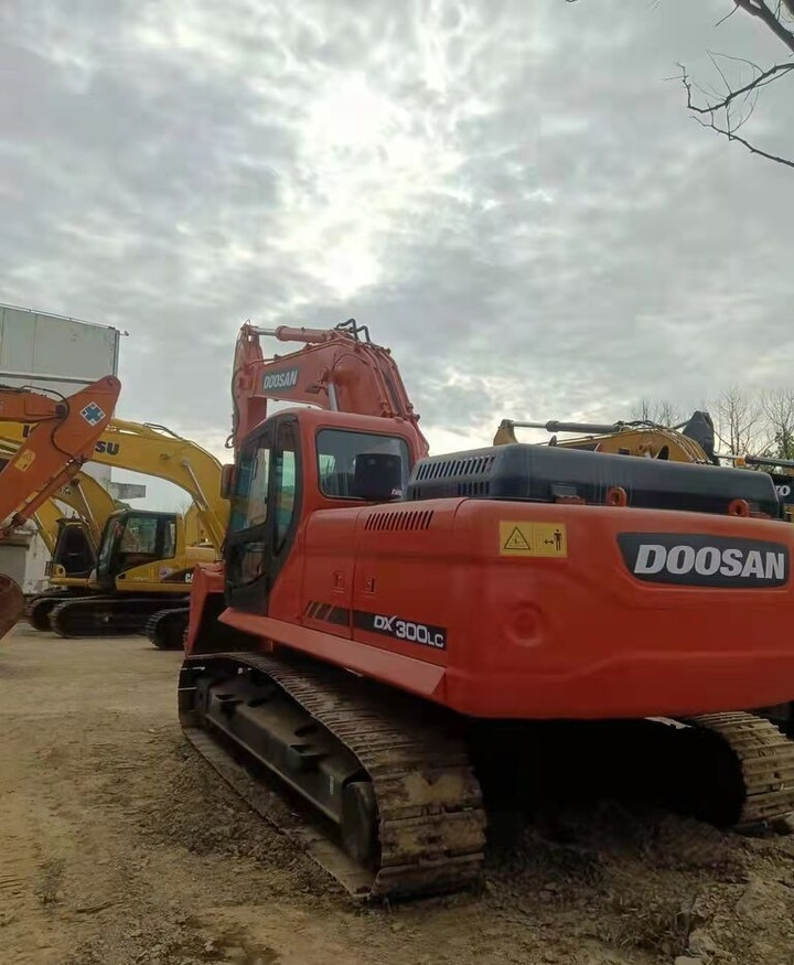 Doosan DX300 - Excavadora de cadenas: foto 3 Doosan DX300 - Excavadora de cadenas: foto 3