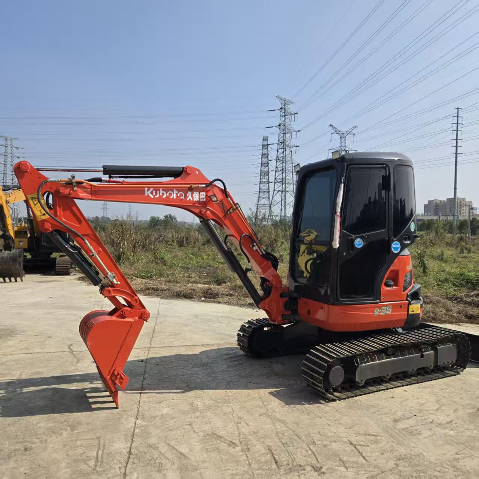 KUBOTA U35 - Miniexcavadora: foto 1 KUBOTA U35 - Miniexcavadora: foto 1
