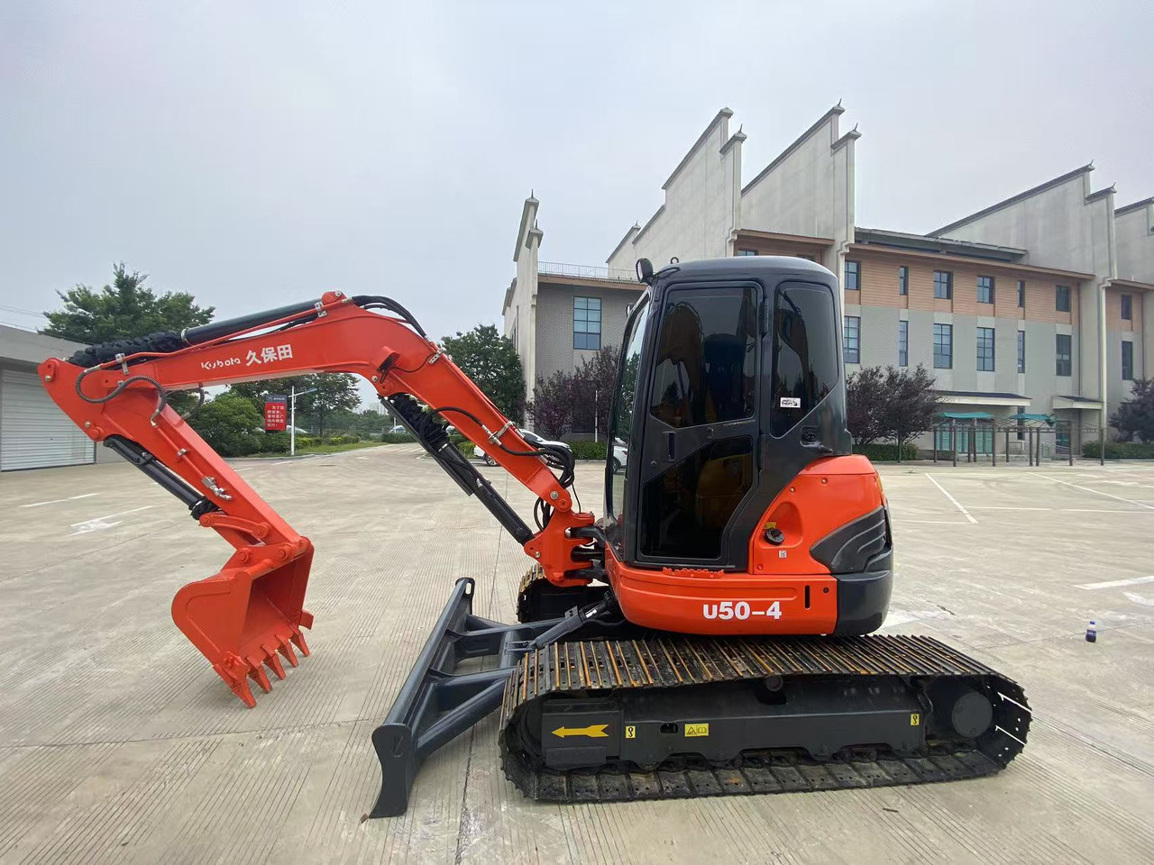 KUBOTA U50 - Miniexcavadora: foto 1 KUBOTA U50 - Miniexcavadora: foto 1