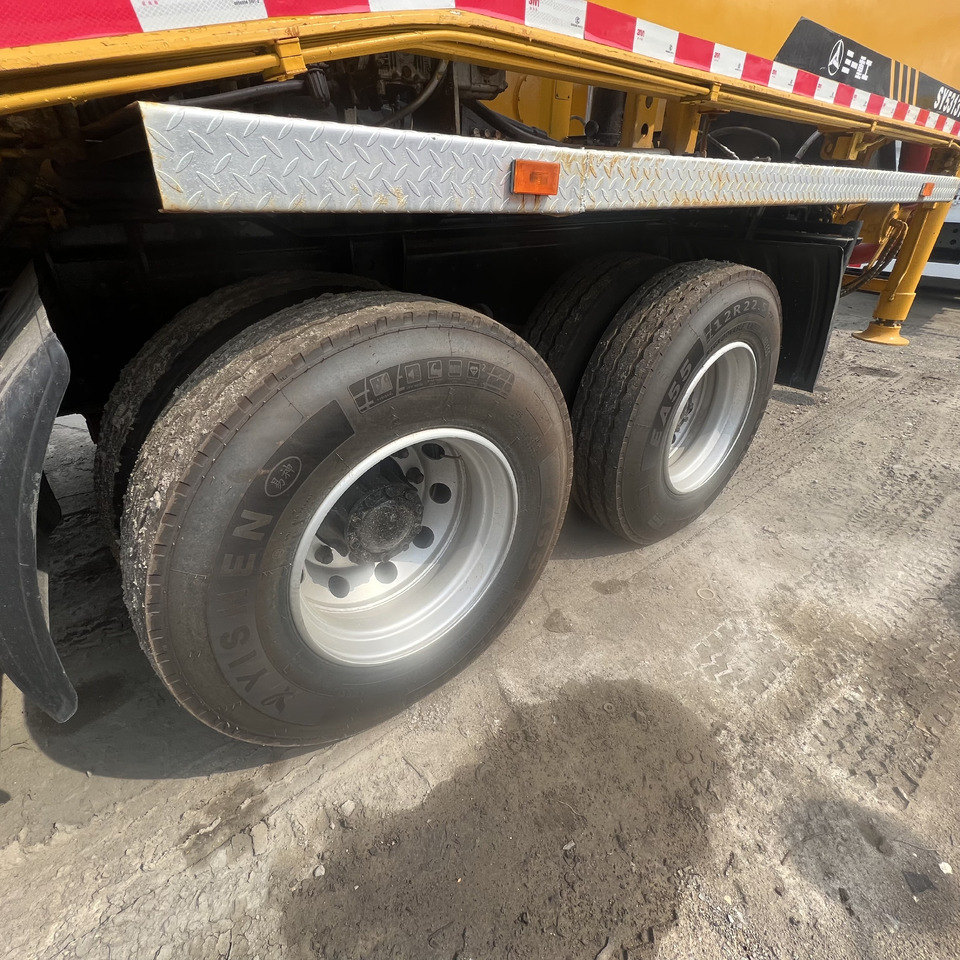 SANY SY5313THB - Camión bomba de hormigón: foto 3 SANY SY5313THB - Camión bomba de hormigón: foto 3