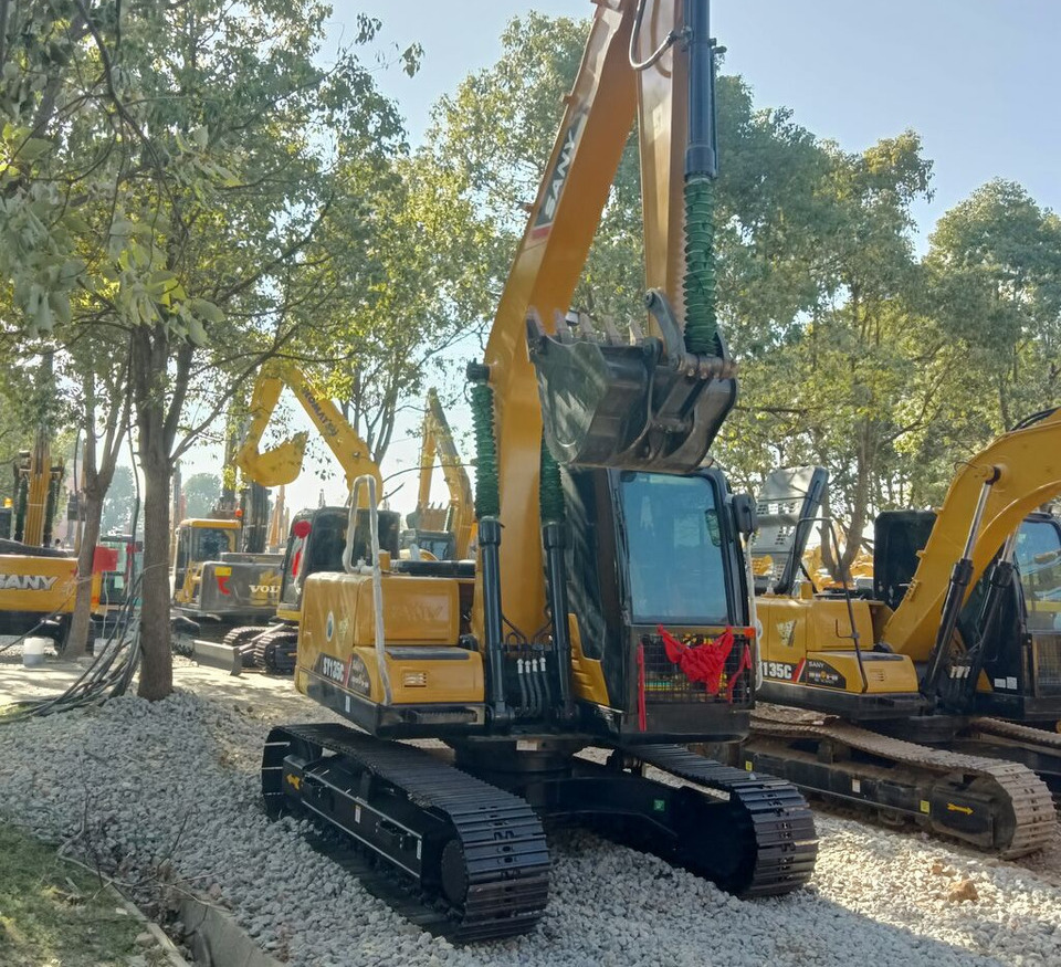 Sany SY135C - Excavadora de cadenas: foto 1 Sany SY135C - Excavadora de cadenas: foto 1