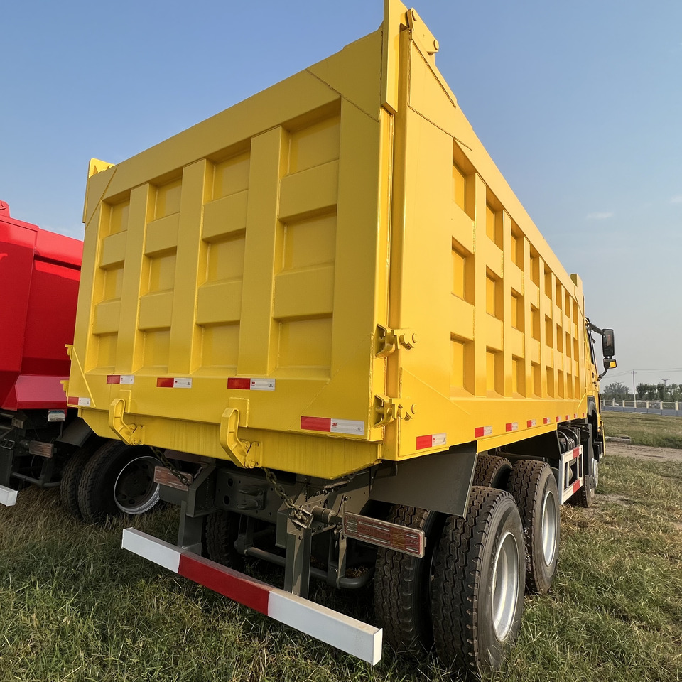 Sinotruk HOWO 371 6*4 Dump truck - Camión volquete: foto 4 Sinotruk HOWO 371 6*4 Dump truck - Camión volquete: foto 4