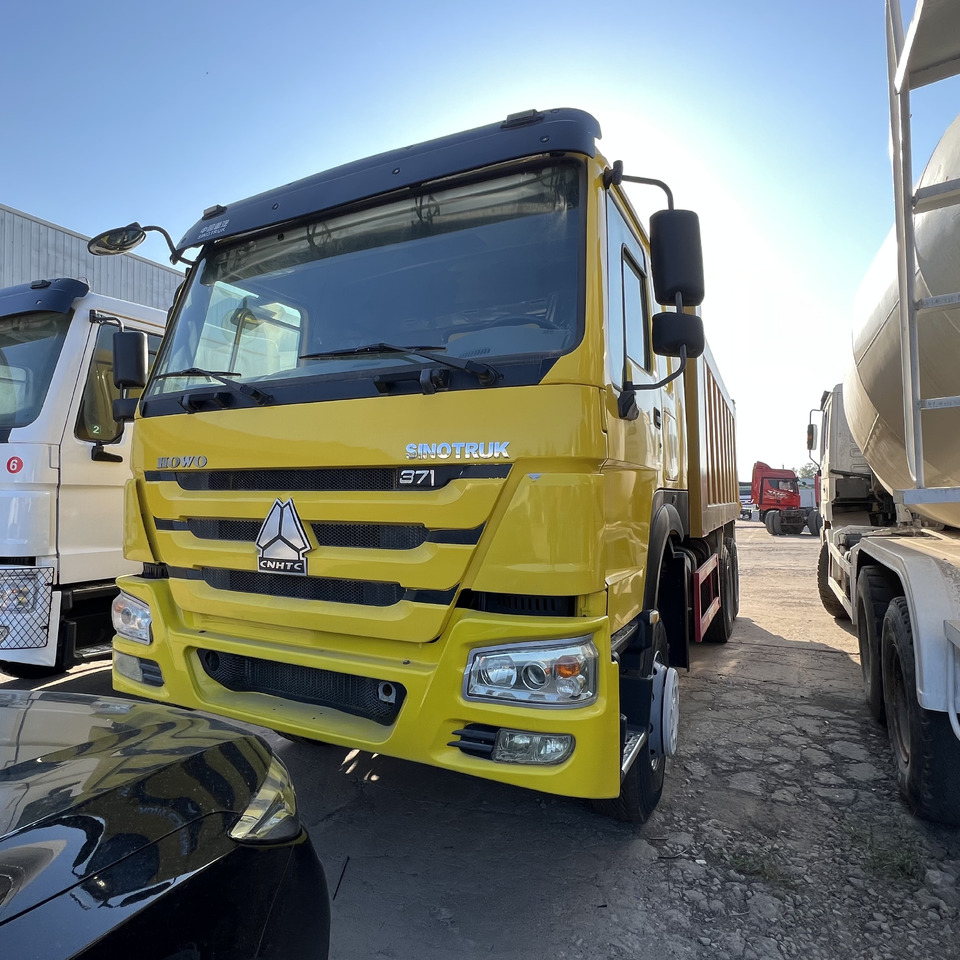 Sinotruk HOWO 371 6*4 Dump truck - Camión volquete: foto 3 Sinotruk HOWO 371 6*4 Dump truck - Camión volquete: foto 3