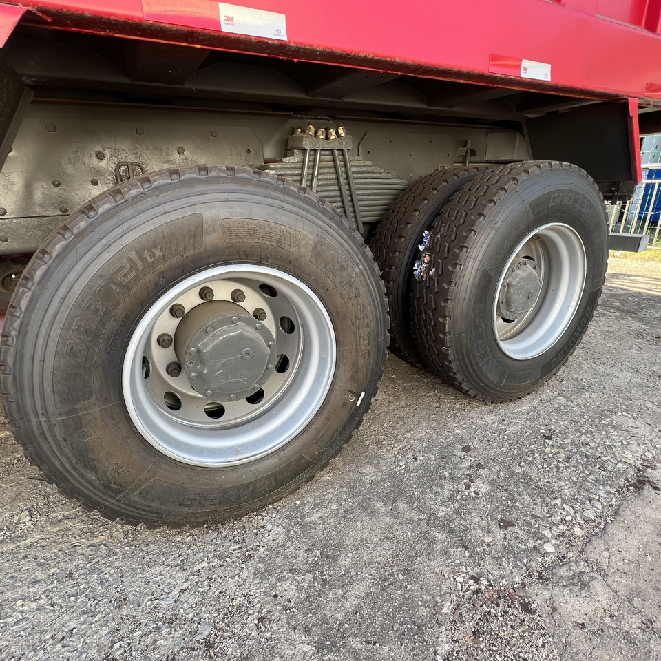 Camión volquete Sinotruk HOWO 371 8*4 Dump truck: foto 11