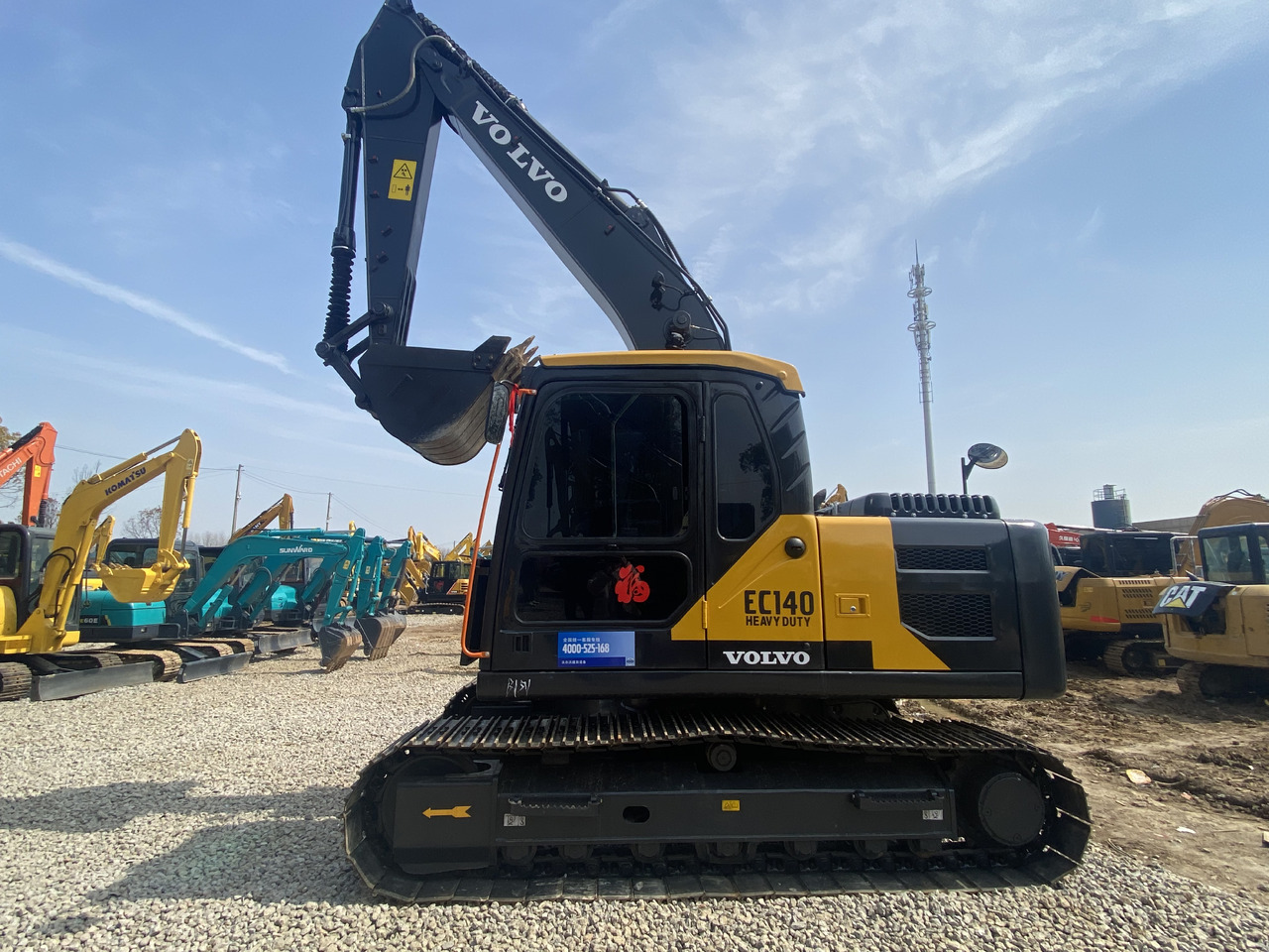 VOLVO EC140 - Excavadora: foto 1 VOLVO EC140 - Excavadora: foto 1