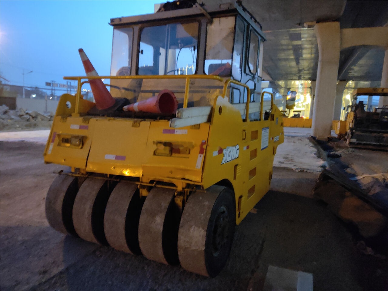 XCMG XP302 - Rodillo de neumáticos: foto 3 XCMG XP302 - Rodillo de neumáticos: foto 3