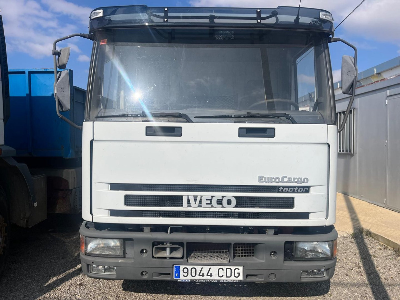Caja cerrada IVECO Eurocargo ML80E17 - Camión lona: foto 2 Caja cerrada IVECO Eurocargo ML80E17 - Camión lona: foto 2