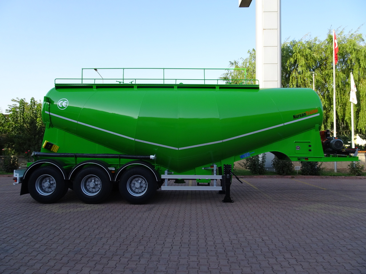 Semirremolque cisterna para transporte de cemento nuevo NURSAN Cement Bulker: foto 8