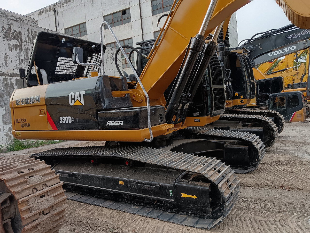 CAT 330 D 2 L - Excavadora de cadenas: foto 3 CAT 330 D 2 L - Excavadora de cadenas: foto 3