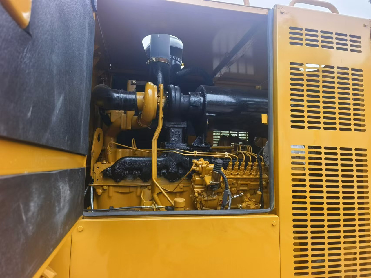 CATERPILLAR 140H - Grader: foto 2 CATERPILLAR 140H - Grader: foto 2