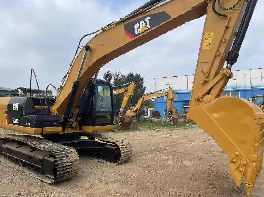 CATERPILLAR 320D2L CAT 320D - Excavadora de cadenas: foto 1 CATERPILLAR 320D2L CAT 320D - Excavadora de cadenas: foto 1