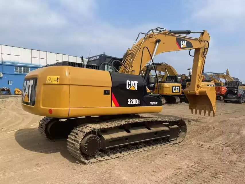 CATERPILLAR 320D2L CAT 320D - Excavadora de cadenas: foto 4 CATERPILLAR 320D2L CAT 320D - Excavadora de cadenas: foto 4