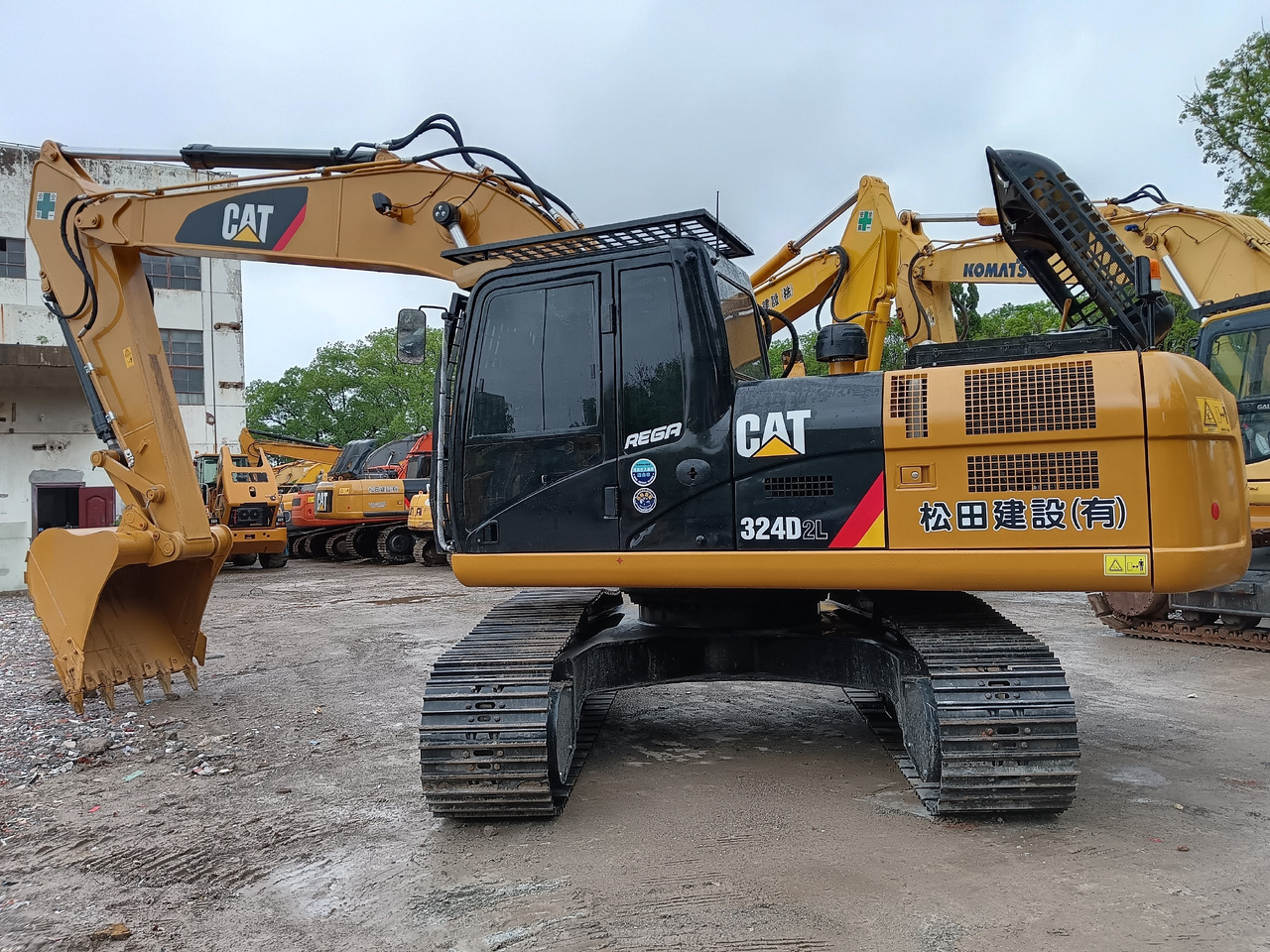CATERPILLAR 324D CAT - Excavadora de cadenas: foto 1 CATERPILLAR 324D CAT - Excavadora de cadenas: foto 1