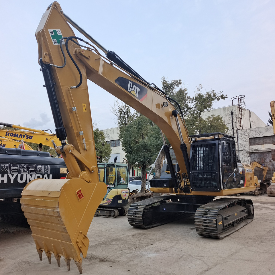 CATERPILLAR 330D2L CAT 330D 2 L - Excavadora de cadenas: foto 2 CATERPILLAR 330D2L CAT 330D 2 L - Excavadora de cadenas: foto 2