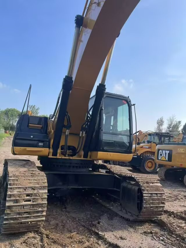 CATERPILLAR 336D CAT 336 D2 L 336GC - Excavadora de cadenas: foto 4 CATERPILLAR 336D CAT 336 D2 L 336GC - Excavadora de cadenas: foto 4