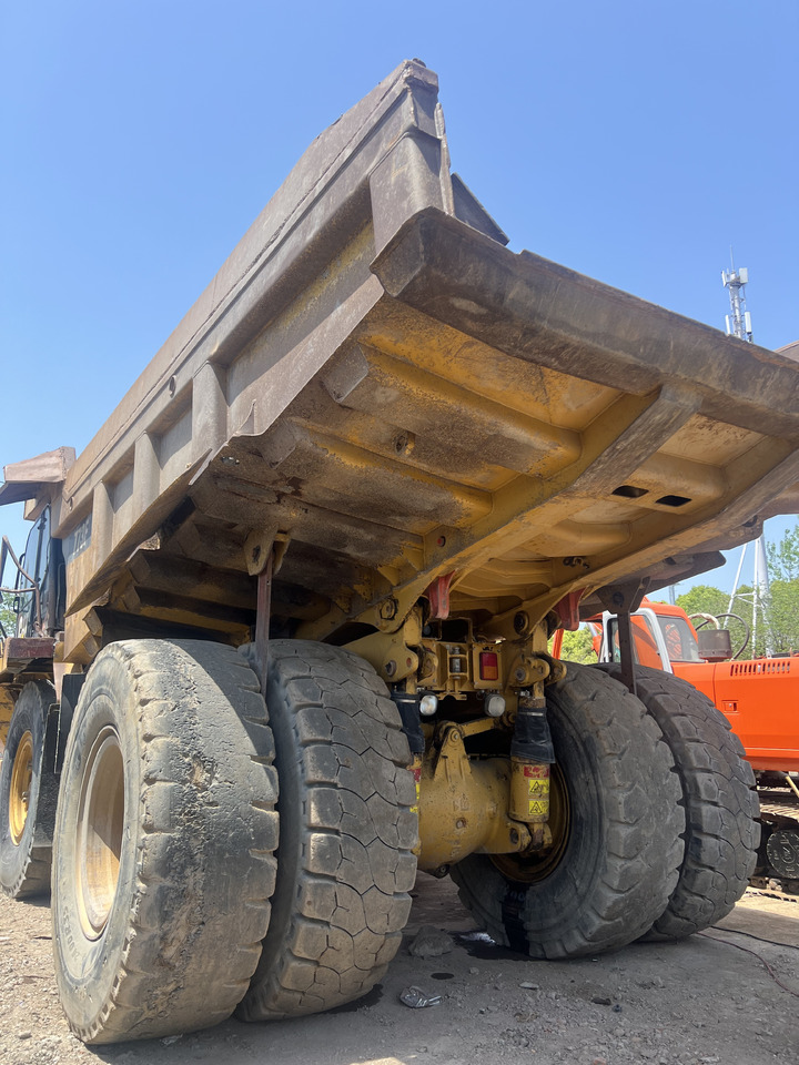 CATERPILLAR 773F MINING DUMP TRUCK CAT OFF ROAD TRUCK - Maquinaria para minería: foto 4 CATERPILLAR 773F MINING DUMP TRUCK CAT OFF ROAD TRUCK - Maquinaria para minería: foto 4