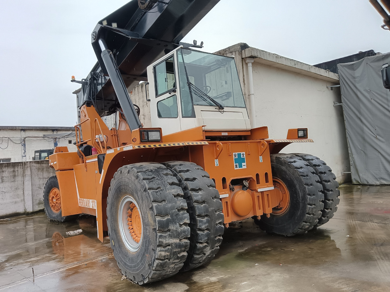 CVS FERRARRI 278 Ferrarri F278.6 - Reach stacker: foto 3 CVS FERRARRI 278 Ferrarri F278.6 - Reach stacker: foto 3