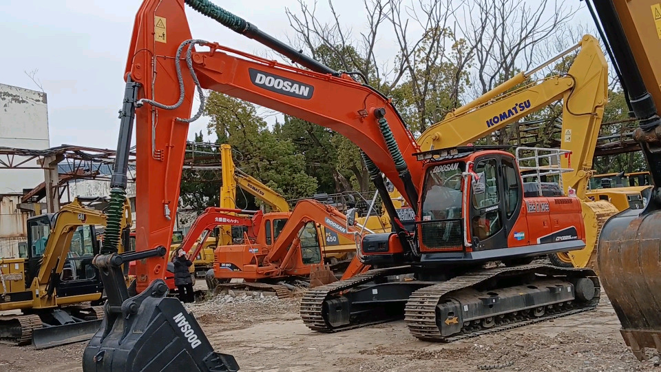 DOOSAN DX 225 LC - 9 C DX225 LCA - Excavadora de cadenas: foto 5 DOOSAN DX 225 LC - 9 C DX225 LCA - Excavadora de cadenas: foto 5