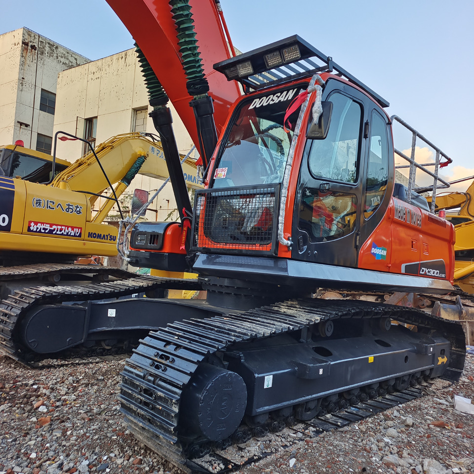 DOOSAN DX300LC-9C DX300 LCA - Excavadora de cadenas: foto 1 DOOSAN DX300LC-9C DX300 LCA - Excavadora de cadenas: foto 1