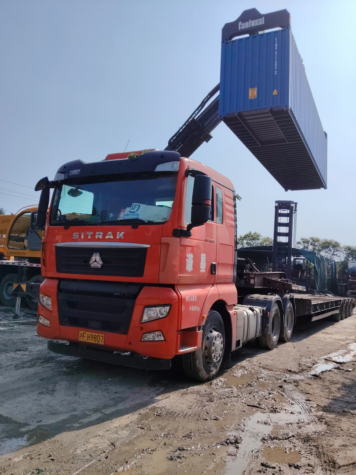 FANTUZZI CS45KM 45TON - Reach stacker: foto 1 FANTUZZI CS45KM 45TON - Reach stacker: foto 1