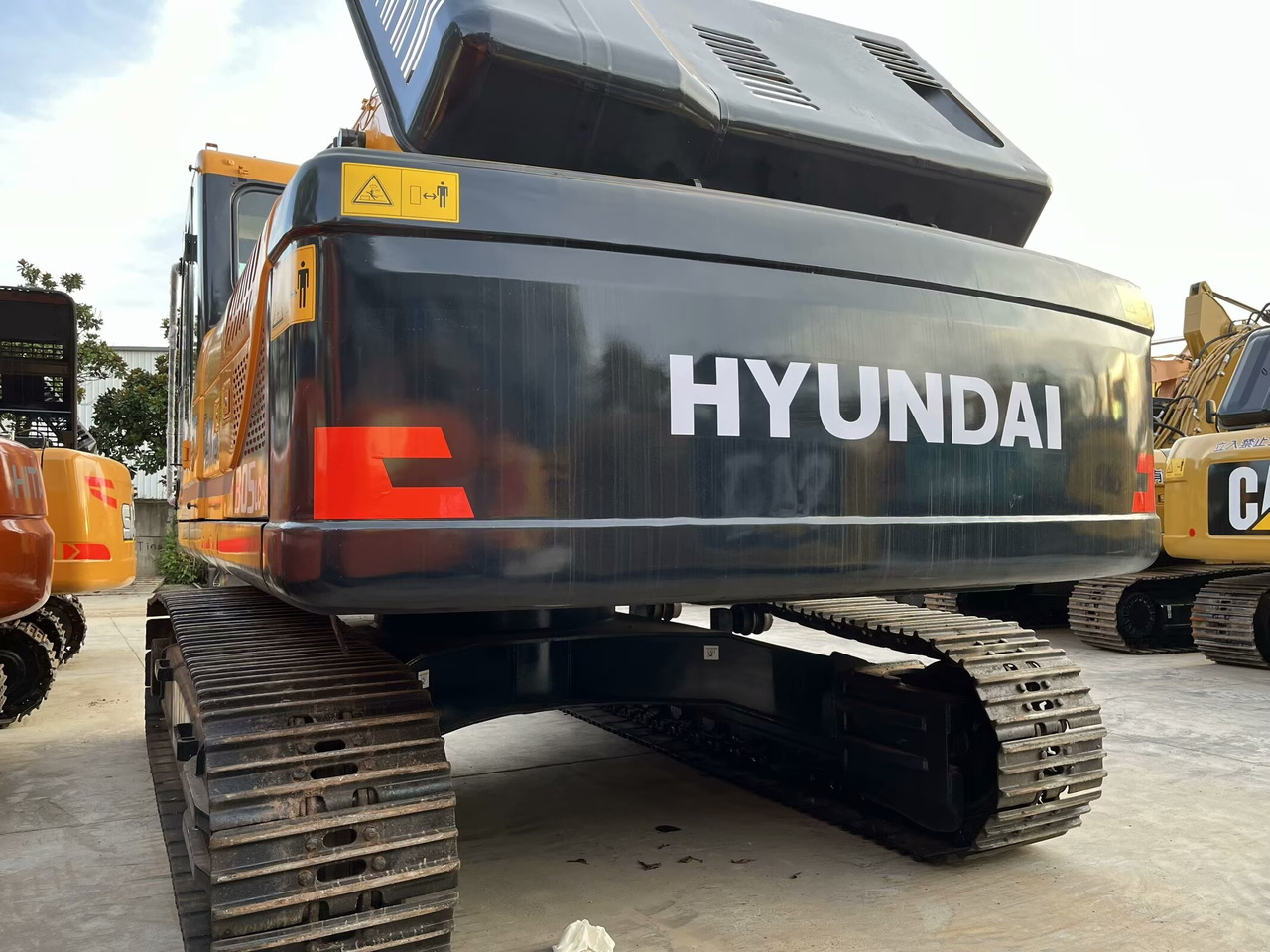 HYUNDAI 305LC-9T 9S - Excavadora de cadenas: foto 2 HYUNDAI 305LC-9T 9S - Excavadora de cadenas: foto 2