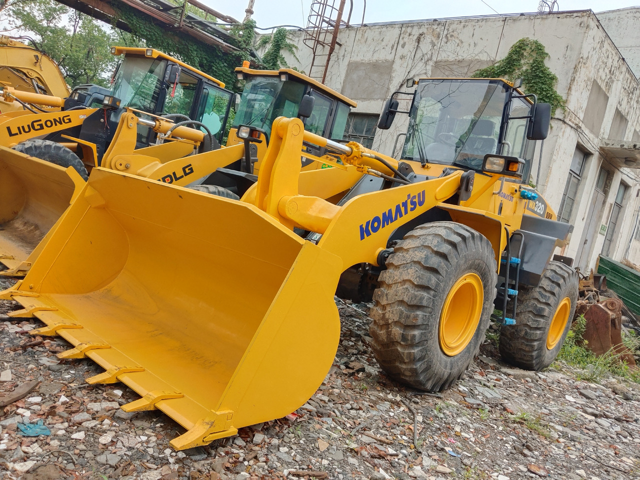 KOMATSU WA320-5 - Cargadora de ruedas: foto 4 KOMATSU WA320-5 - Cargadora de ruedas: foto 4