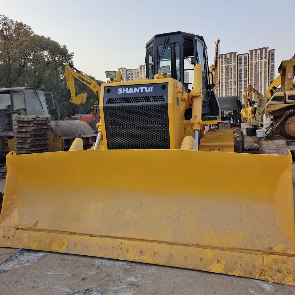SHANTUI SD 16 - Bulldozer: foto 1 SHANTUI SD 16 - Bulldozer: foto 1