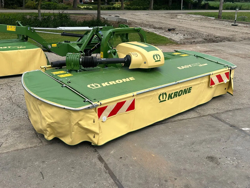Krone NIEUW! Krone easy cut 320 M Frontmaaier stalvoeren - Segadora: foto 1 Krone NIEUW! Krone easy cut 320 M Frontmaaier stalvoeren - Segadora: foto 1