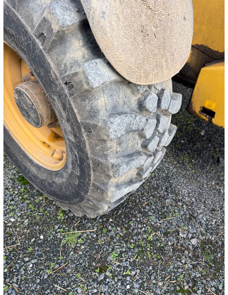 Caterpillar TH 407 CAG 40 KM Verreiker - Maquinaria agrícola: foto 2 Caterpillar TH 407 CAG 40 KM Verreiker - Maquinaria agrícola: foto 2