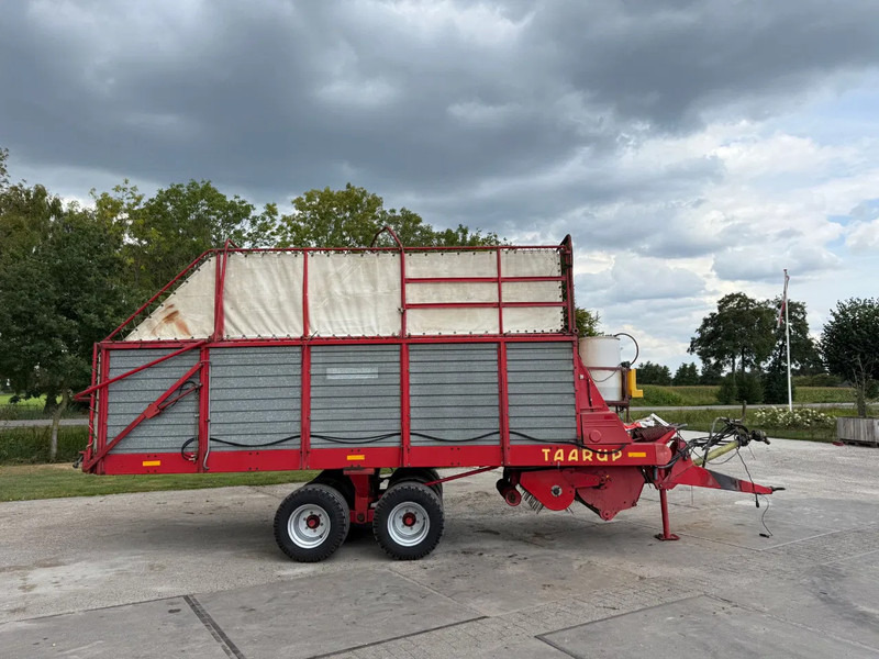 Onbekend Taarup 1030 Ladewagen Rotor invoer 8 wielig tandem - Maquinaria agrícola: foto 1 Onbekend Taarup 1030 Ladewagen Rotor invoer 8 wielig tandem - Maquinaria agrícola: foto 1