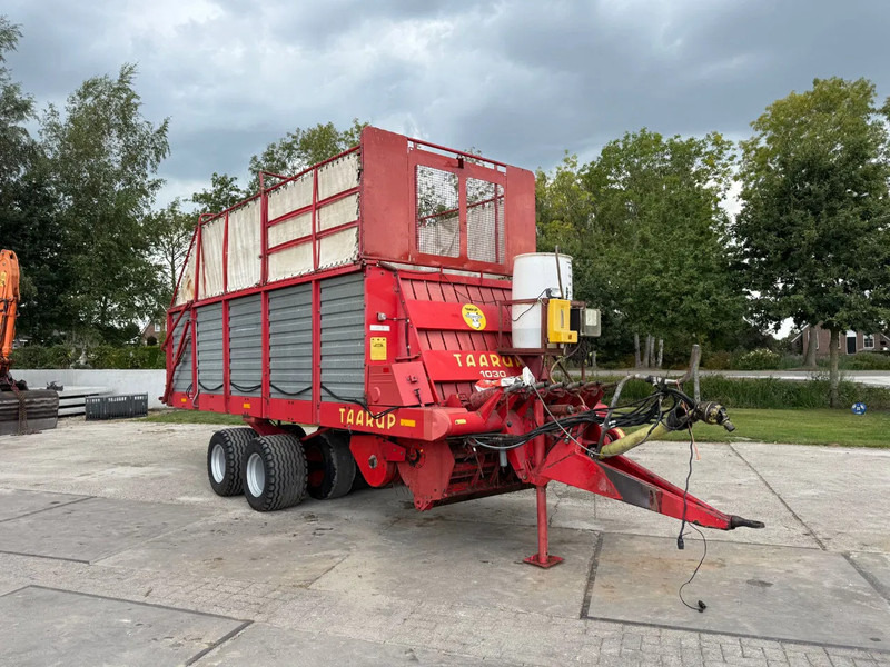 Onbekend Taarup 1030 Ladewagen Rotor invoer 8 wielig tandem - Maquinaria agrícola: foto 3 Onbekend Taarup 1030 Ladewagen Rotor invoer 8 wielig tandem - Maquinaria agrícola: foto 3