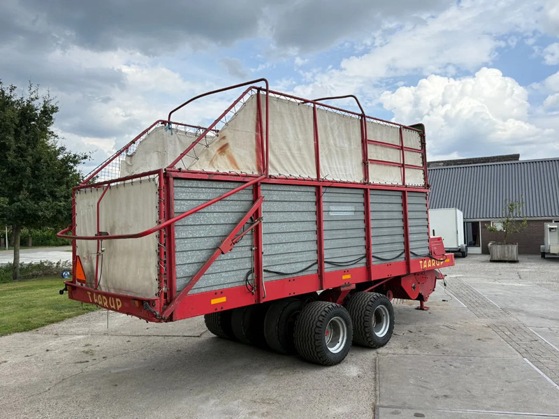 Onbekend Taarup 1030 Ladewagen Rotor invoer 8 wielig tandem - Maquinaria agrícola: foto 4 Onbekend Taarup 1030 Ladewagen Rotor invoer 8 wielig tandem - Maquinaria agrícola: foto 4