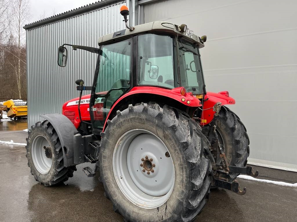 Massey Ferguson 5455 - Tractor: foto 3 Massey Ferguson 5455 - Tractor: foto 3