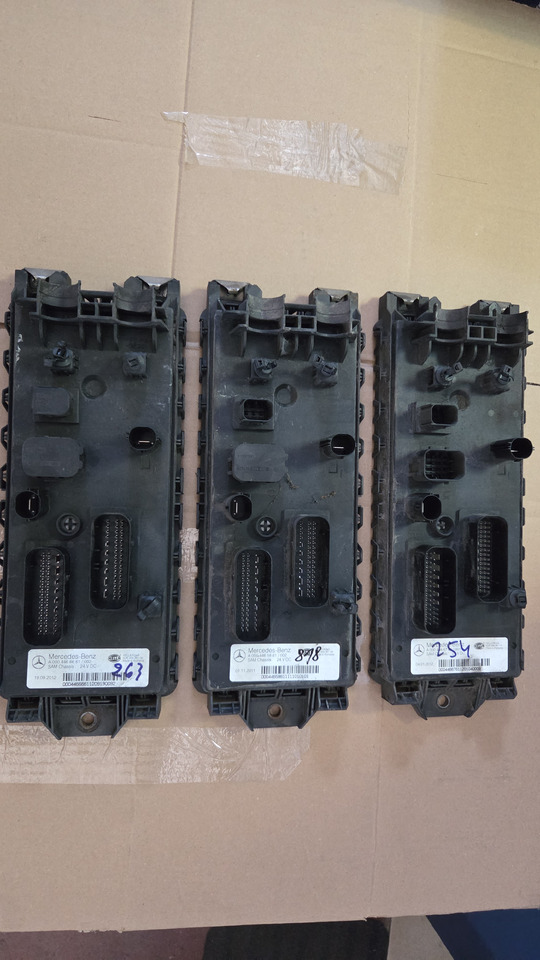 MERCEDES-BENZ CONTROL UNIT SAM ELECTRICAL - Unidad de control: foto 1 MERCEDES-BENZ CONTROL UNIT SAM ELECTRICAL - Unidad de control: foto 1